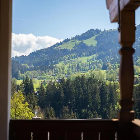 Hirschalmblick Campsite *