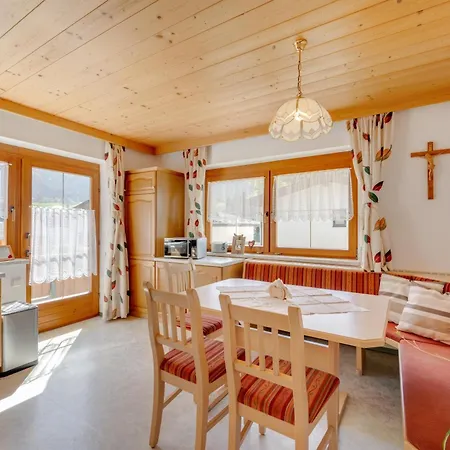 Hirschalmblick Κάμπινγκ