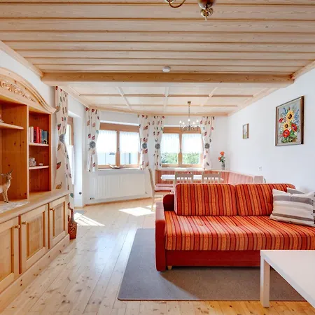 Hirschalmblick Κάμπινγκ *