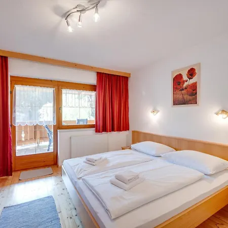 Hirschalmblick אתר קמפינג